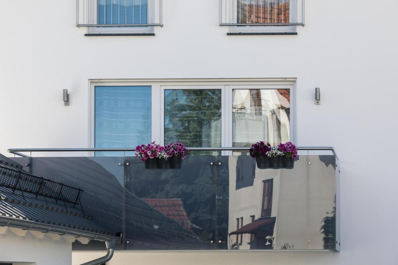 Ferienwohnung Am Zeppelin Hangar FDH 외부 사진