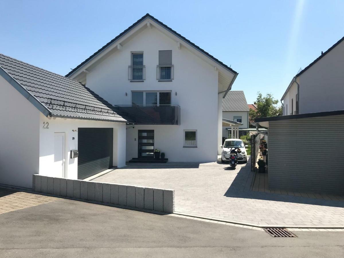 Ferienwohnung Am Zeppelin Hangar FDH 외부 사진